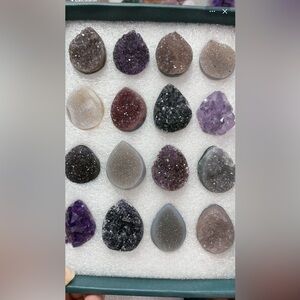 Assorted Geode Crystal Box Set of 16